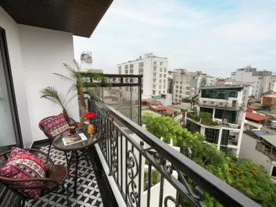 Acoustic Hotel & Spa