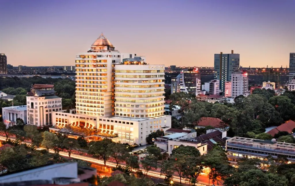 Sofitel Saigon Plaza Hotel